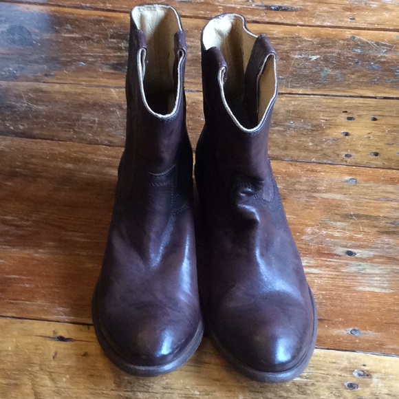 NWOT Frye Boots - Picture 3 of 6